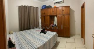 Bela casa com 2 quartos.