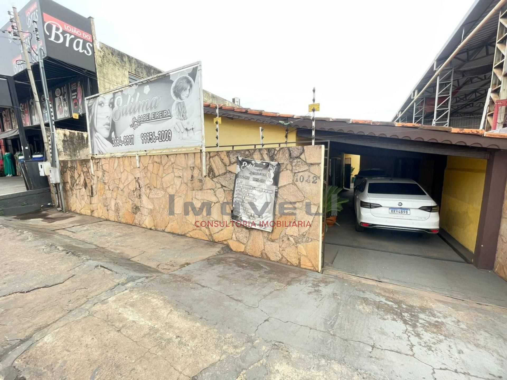 Ótima casa com 3 quartos.