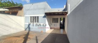 Casa para venda localizada a poucos metros da Av do Capão