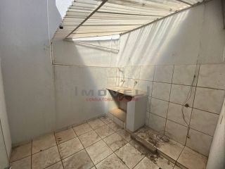 Casa Localizada a poucos metros da Av Alzira Santana