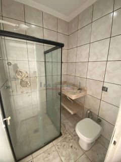 Casa Localizada a poucos metros da Av Alzira Santana