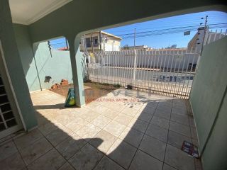 Casa Localizada a poucos metros da Av Alzira Santana