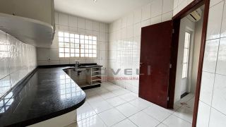 Casa com 3/4 sendo 1 suíte com Jardim de inverno