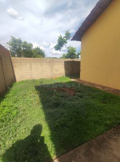 Casa com 2 quartos sendo 1 suíte no bairro Santa Isabel
