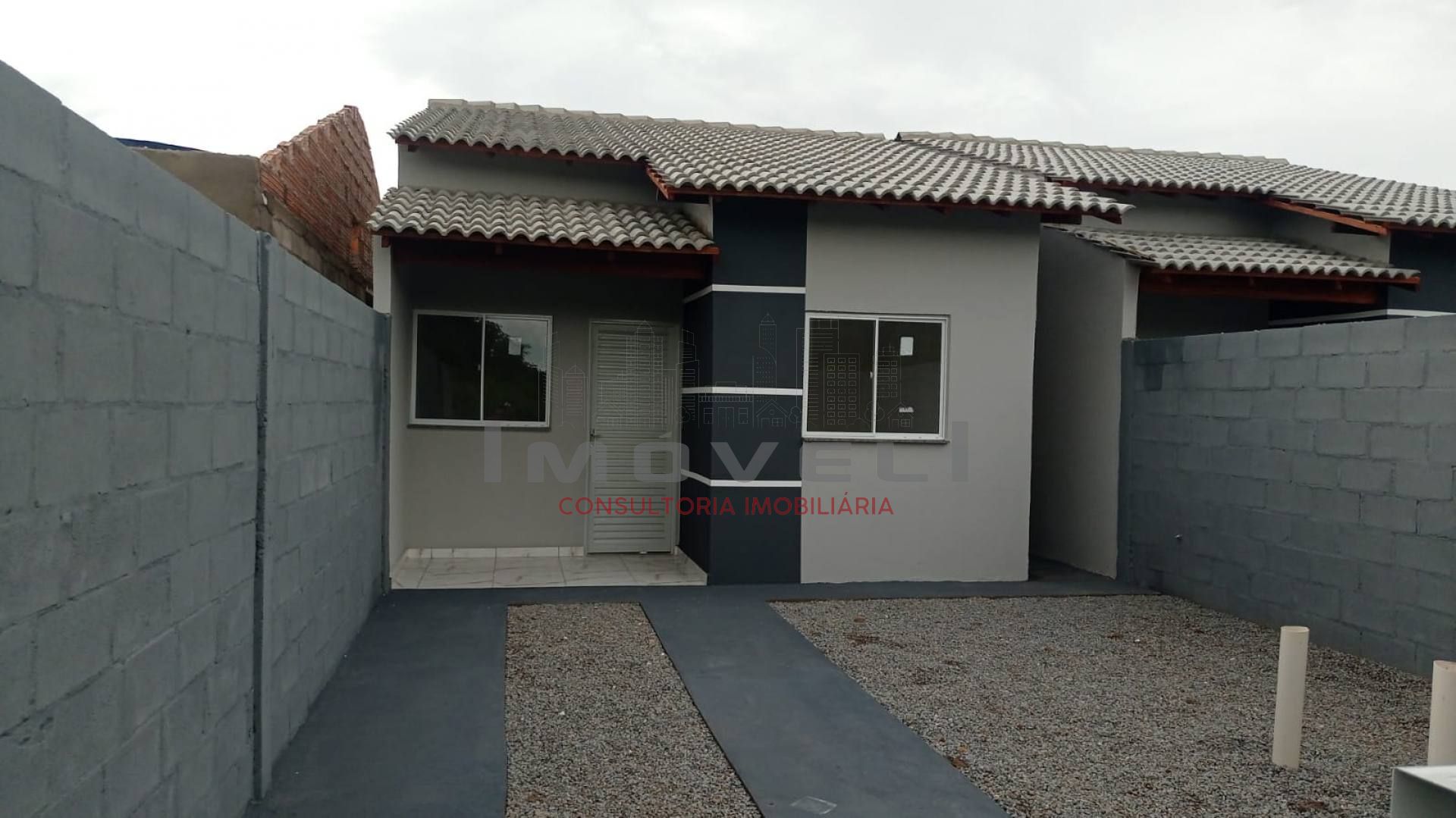 Casa com 2 quartos no Colinas