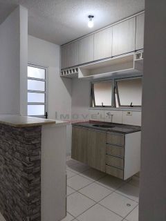 Casa com 2/4 no Condomínio Rubi em Vázrzea Grande