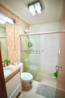 Casa com 3/4 no Condomínio Rubi - Porteira Fechada