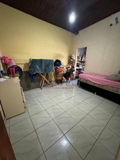 Casa Para Vender com 3 quartos no bairro Figueirinha em Várzea Grande