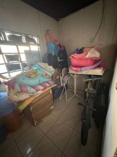 Casa Para Vender com 3 quartos no bairro Figueirinha em Várzea Grande