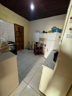 Casa Para Vender com 3 quartos no bairro Figueirinha em Várzea Grande