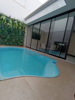 Casa Mobiliada com 4 Suites e Piscina no Condomínio Pampulha/Vg