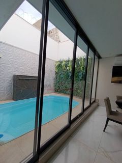 Casa Mobiliada com 4 Suites e Piscina no Condomínio Pampulha/Vg