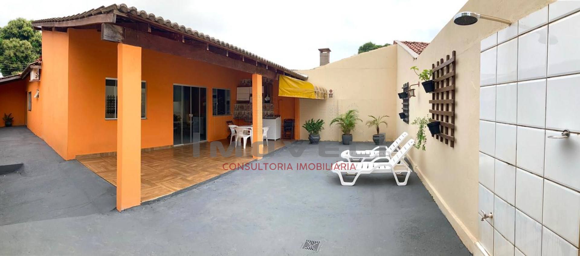 Linda Casa de Esquina com 3/4, sendo 1 Suíte no Jd Universitário