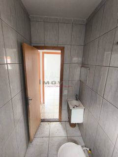 Casa com 2/4 no bairro Nova Fronteira- Várzea grande