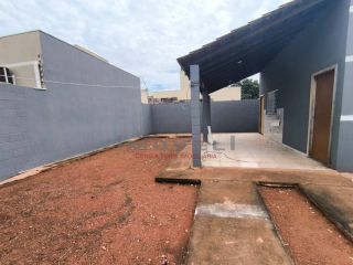 Casa com 2/4 no bairro Nova Fronteira- Várzea grande