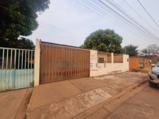 Casa com 4/4 sendo 1 Suíte No Jardim Eldorado