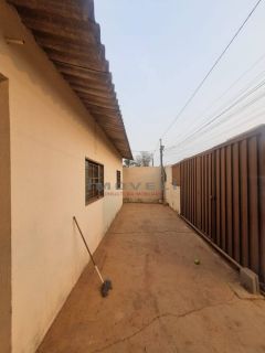 Casa com 4/4 sendo 1 Suíte No Jardim Eldorado