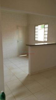 Casa à Venda – 2 Quartos | Conforto e Praticidade para Você e Sua Família
