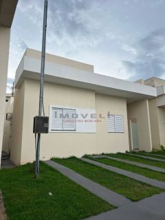 Casa no Residencial Villaggio Ilda Rissato com 3/4 sendo 1 suíte no bairro 23 de setembro