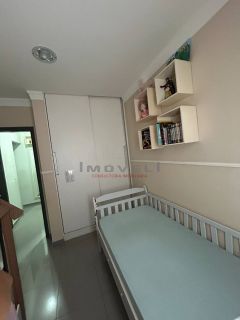 Sobrado a venda no Condomínio Canachuê