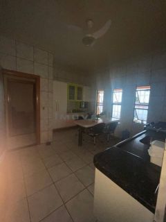 Vende-se Casa com 3/4 e barracão no Bairro Jardim Novo Horizonte em Várzea Grande