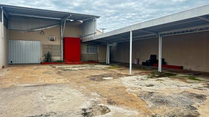 Amplo imóvel para locação com excelente infraestrutura!