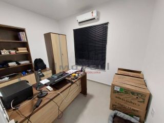 Oportunidade Única! Casa Mobiliada para Alugar em Condomínio com Lazer Completo