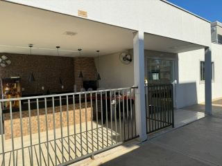 Apartamento térreo com Garden, no Chapada das Violetas