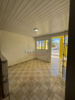 Casa com 2/4 no Bairro Unipark em Várzea Grande/Mt