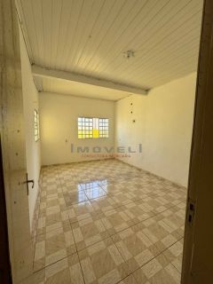Casa com 2/4 no Bairro Unipark em Várzea Grande/Mt