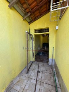 Casa com 2/4 no Bairro Unipark em Várzea Grande/Mt