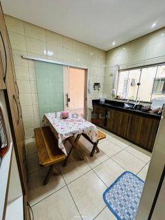 Magnífica Casa à Venda no Centro de Várzea Grande – MT