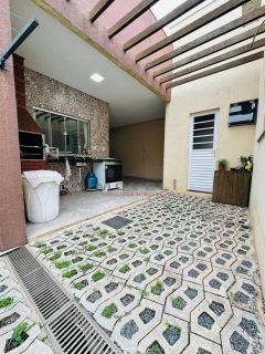 Magnífica Casa à Venda no Centro de Várzea Grande – MT
