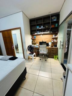 Magnífica Casa à Venda no Centro de Várzea Grande – MT