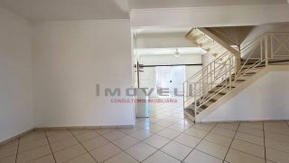 Sobrado para locação  no Condomínio Residencial Santa Rosa!