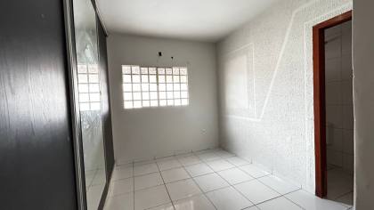 Casa com 2/4 sendo uma suite !