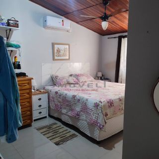 Casa com 3/4 sendo 1 suíte no bairro Canelas em Várzea grande