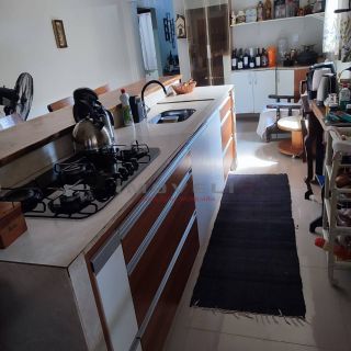 Casa com 3/4 sendo 1 suíte no bairro Canelas em Várzea grande