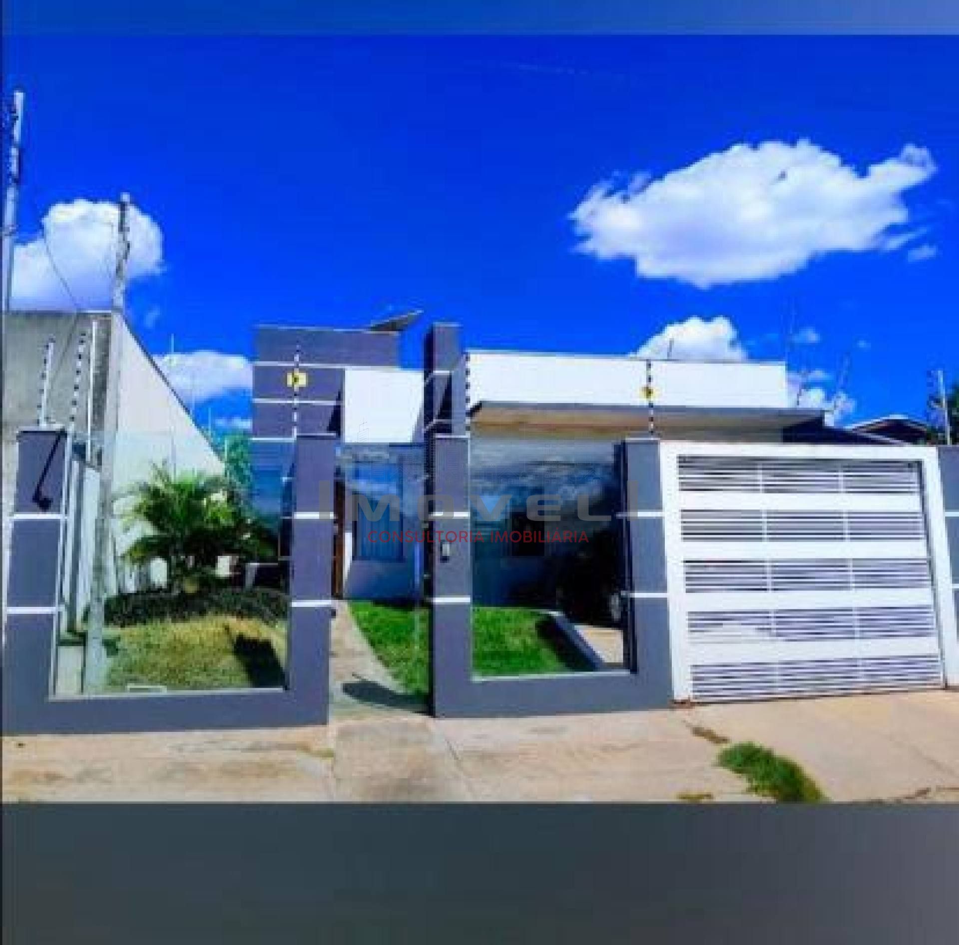 Casa com piscina no Jardim dos Estados