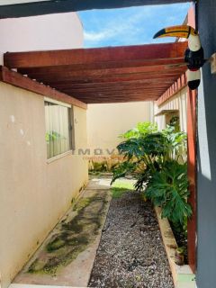 Casa com piscina no Jardim dos Estados