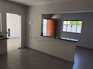 Excelente casa nova no Bairro Costa Verde