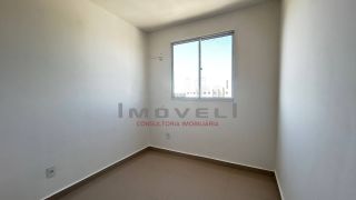 Apartamento térreo, com 2/4 no Chapada Raviera