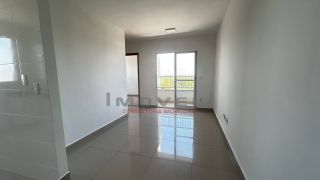 Apartamento térreo, com 2/4 no Chapada Raviera