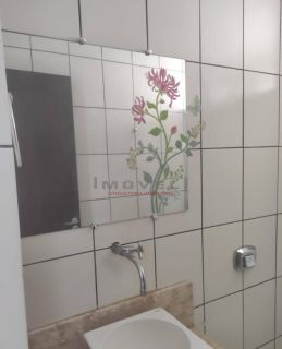 Apartamento com 2/4 sendo 1 suíte no Jardim Aeroporto em Várzea Grande