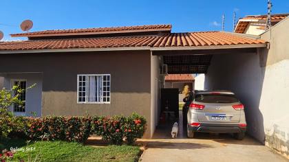 Casa com edícula disponível pra venda Chapéu do sol.