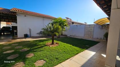 Casa com edícula disponível pra venda Chapéu do sol.