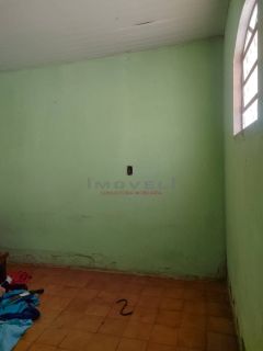 Vende-se casa no bairro Mapim