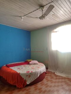 Vende-se casa no bairro Mapim