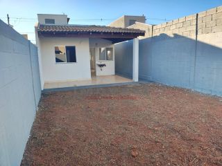 LINDA CASA NO BAIRRO PAIAGUAIS EM VARZEA GRANDE COM 2 QUARTOS-SALA-COZINHA-BANHEIRO SOCIAL