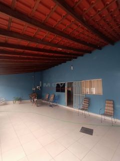 Casa disponível para venda com energia solar